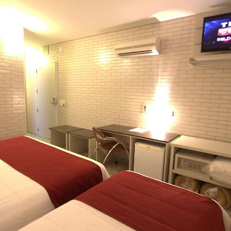 Hotel Confiance Batel Κουριτίμπα Δωμάτιο φωτογραφία