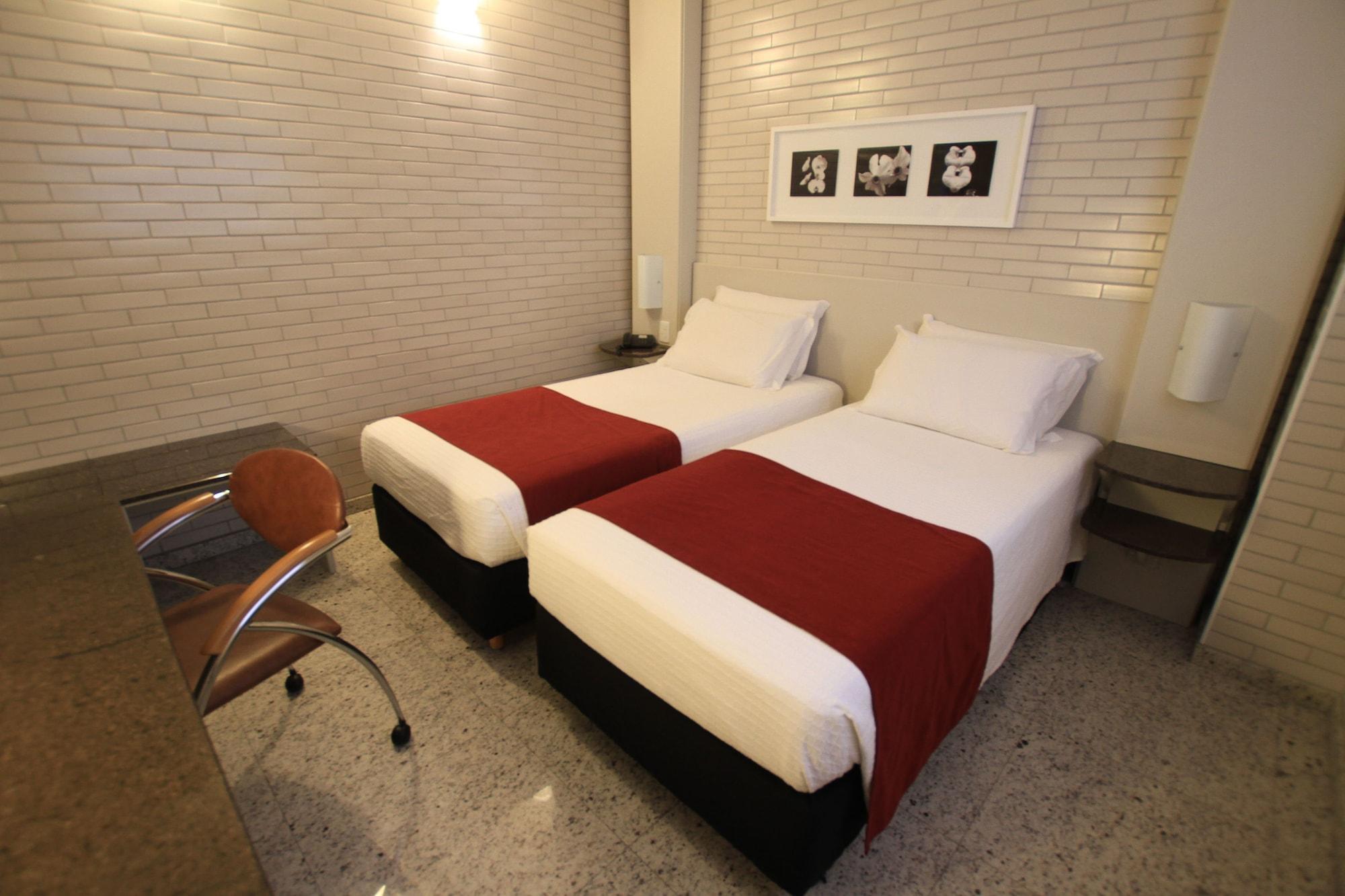 Hotel Confiance Batel Κουριτίμπα Εξωτερικό φωτογραφία