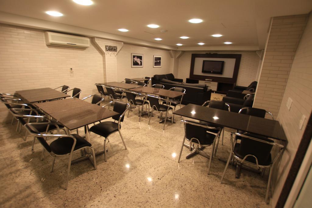 Hotel Confiance Batel Κουριτίμπα Εξωτερικό φωτογραφία