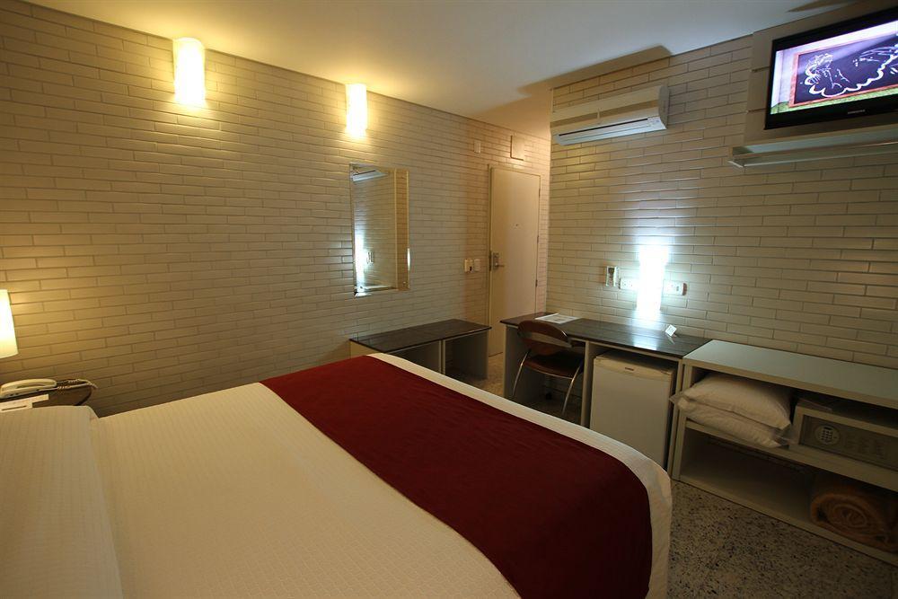 Hotel Confiance Batel Κουριτίμπα Εξωτερικό φωτογραφία