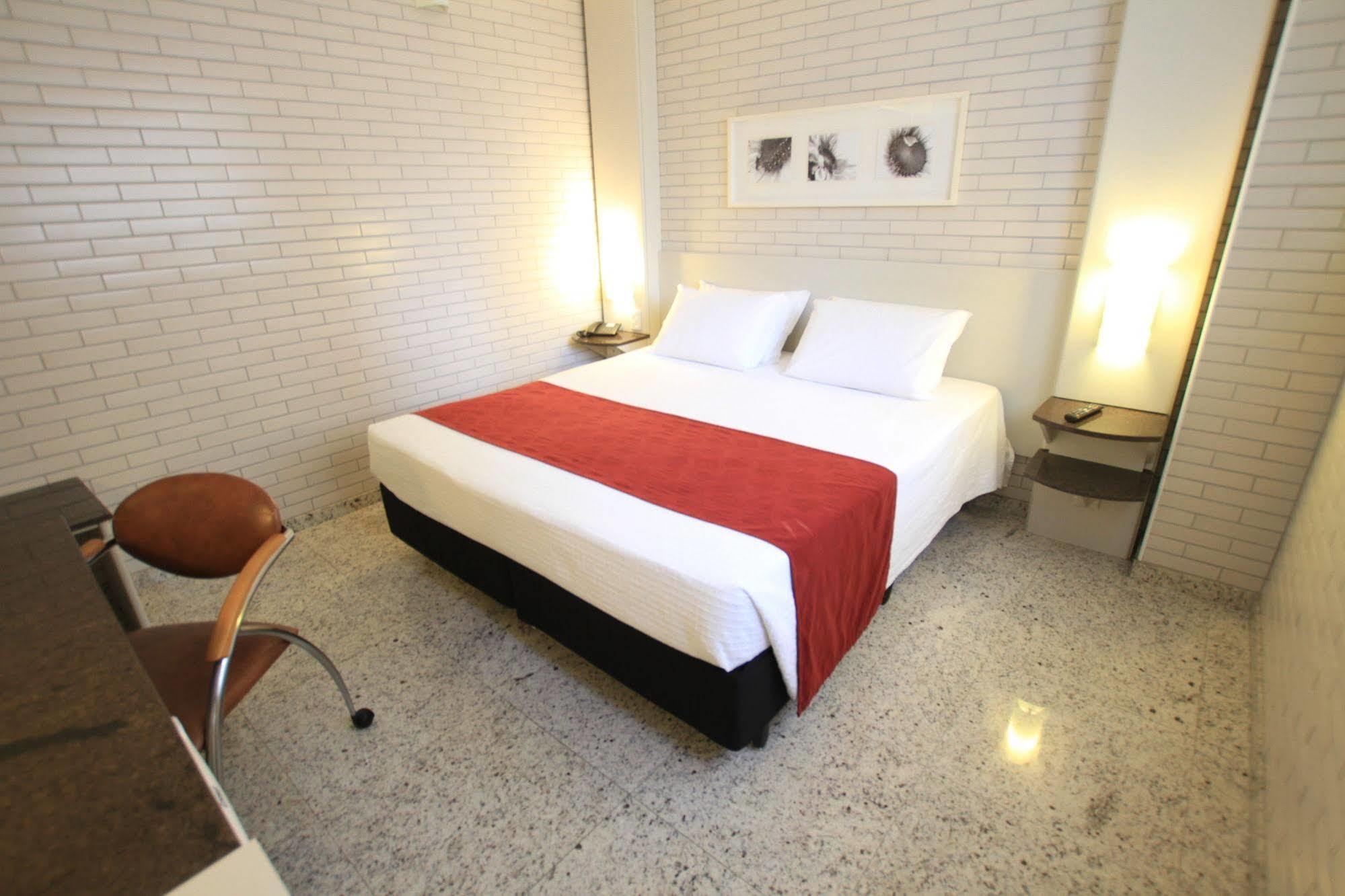 Hotel Confiance Batel Κουριτίμπα Εξωτερικό φωτογραφία