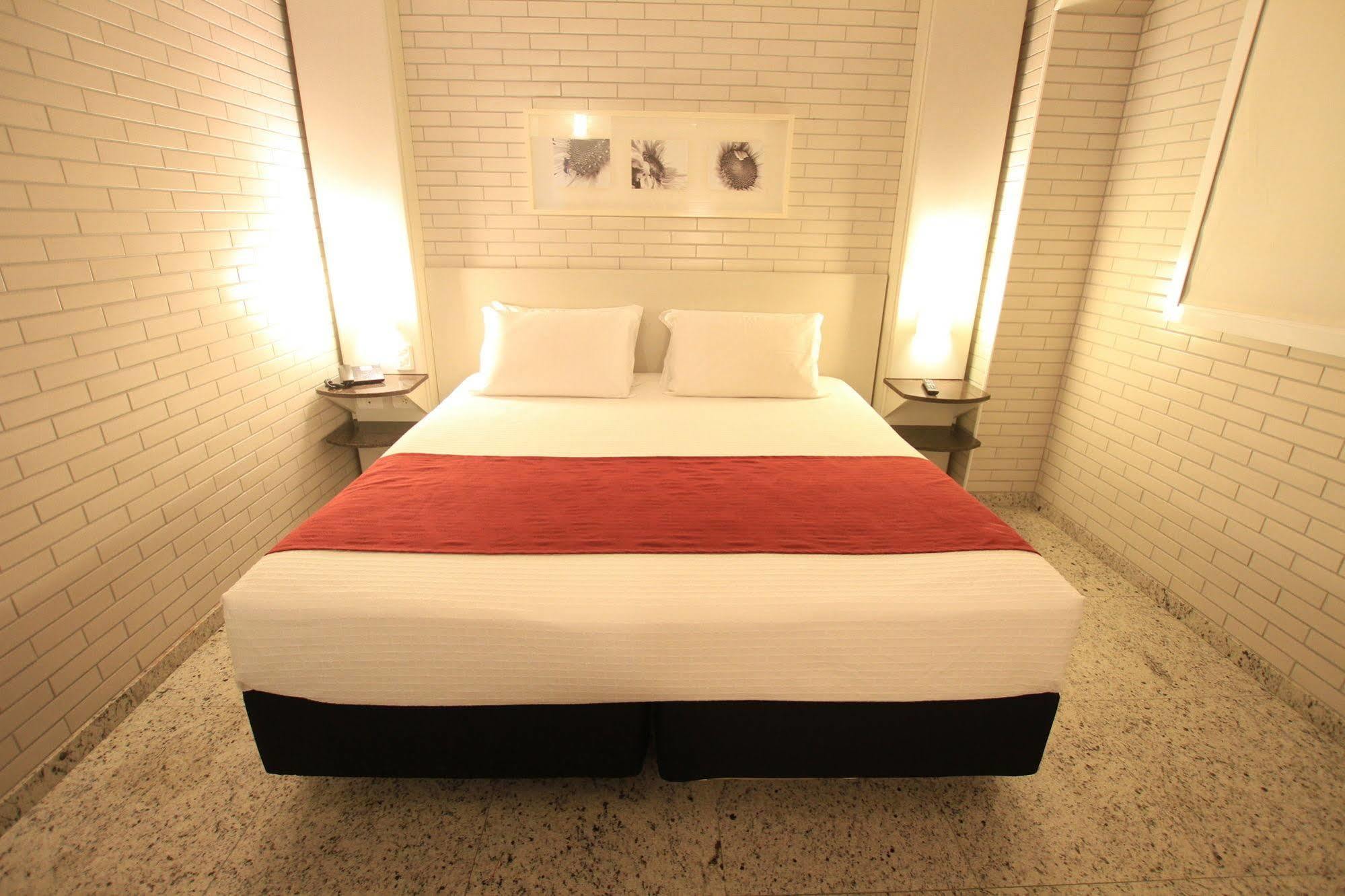 Hotel Confiance Batel Κουριτίμπα Εξωτερικό φωτογραφία